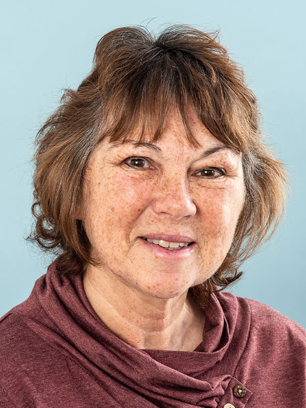 Kim Compton